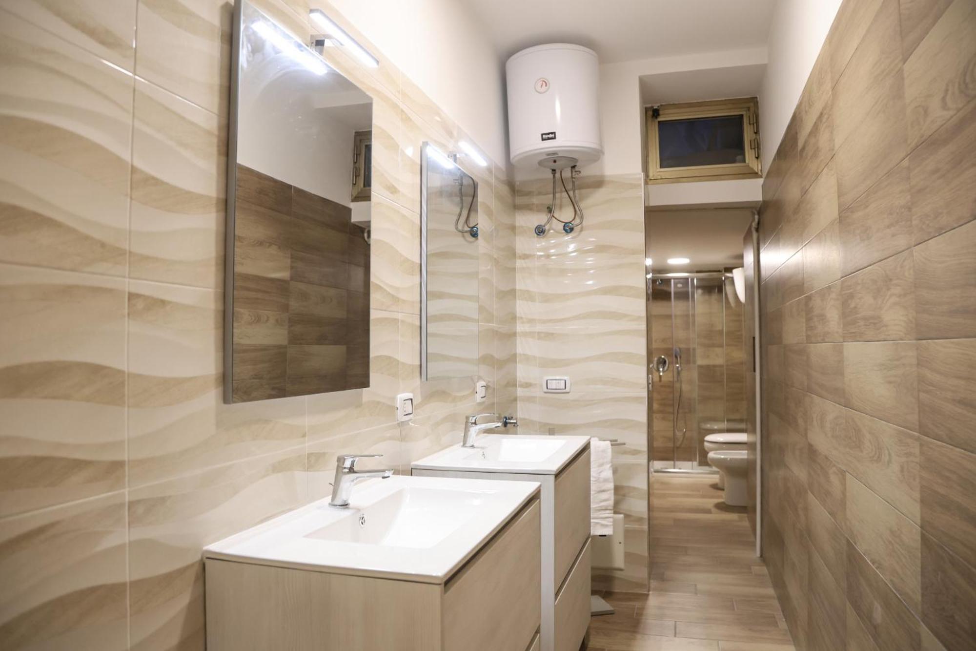 נאפולי King Ladislao Apartment By Wonderful Italy מראה חיצוני תמונה